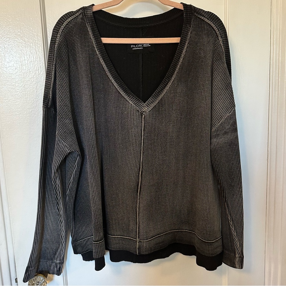 Piclro Cozy Waffle Pullover, size L; great condition